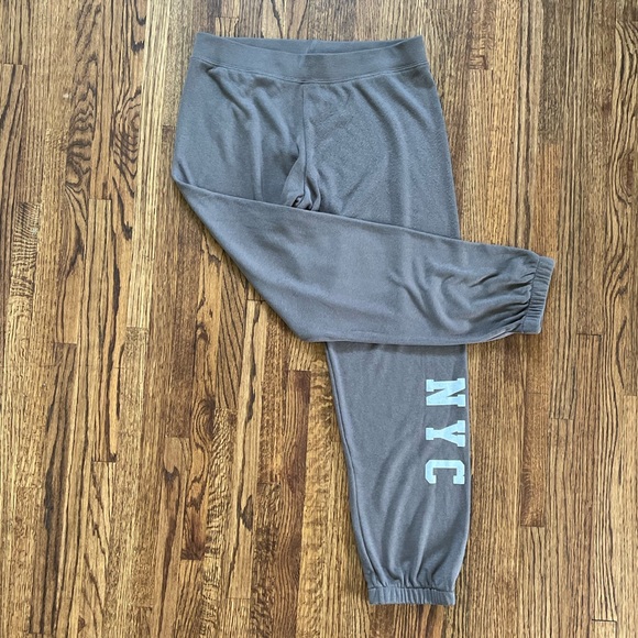 Project Social T NYC Joggers NWOT - Picture 2 of 6